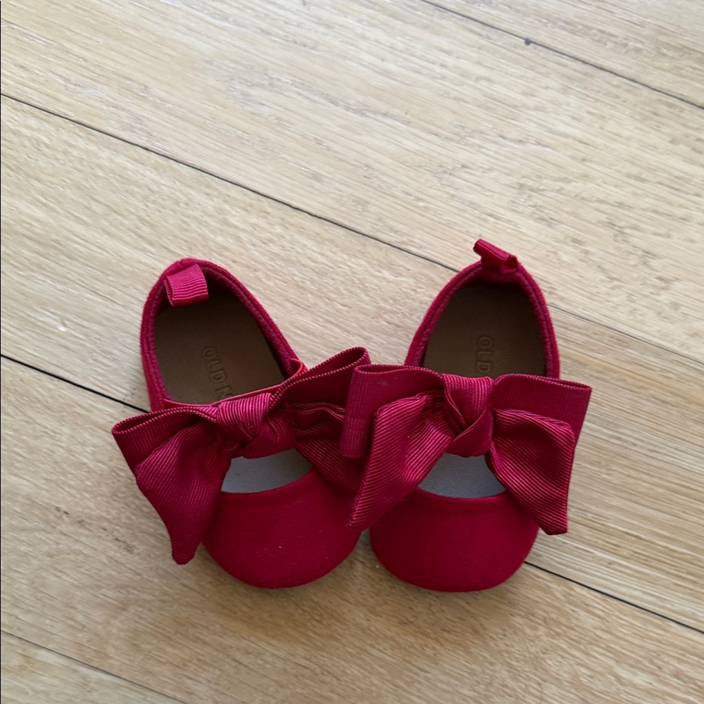 Old Navy 0-3M Red Bow Kids Shoes